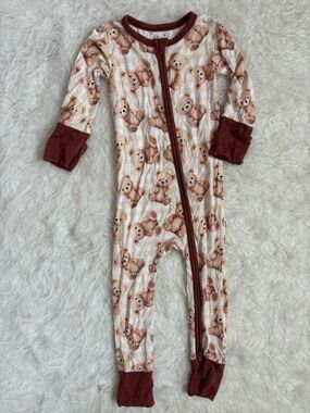 Gigi & Max Bamboo Teddy Bear AOP Footed Pajamas in Neutral Browns